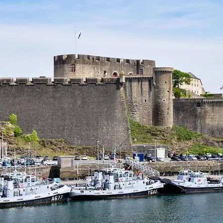 Sejour Calme Au Coeur De Brest, Vue Sur La Rade